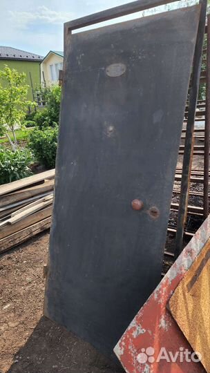 Металлическая дверь бу