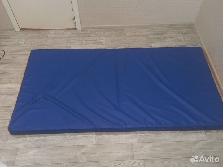 Мат гимнастический