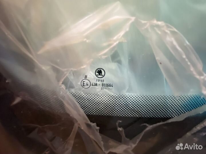 Лобовое стекло с обогревом skoda rapid