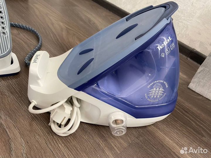 Утюг с парогенератором Tefal