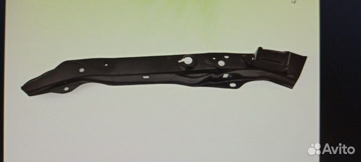 Суппорт радиатора верхний Suzuki