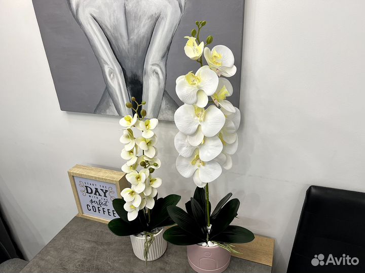 Орхидея фаленопсис искусственная