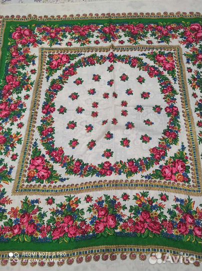 Платки старинные и винтажные.репсовые,шерсть