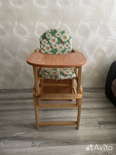 Стульчик для кормления