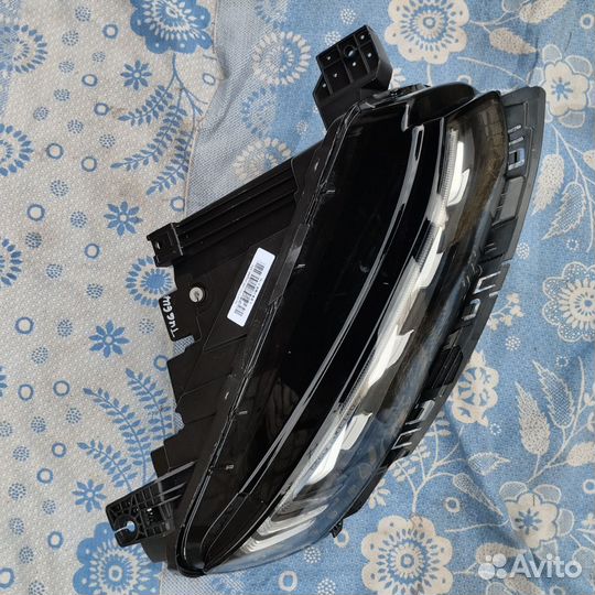 Фара правая Geely Tugella