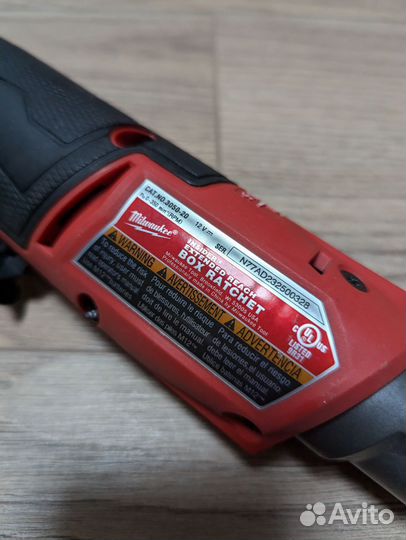 Трещотка Milwaukee 3050-20 М12 + 3/8 головка (без