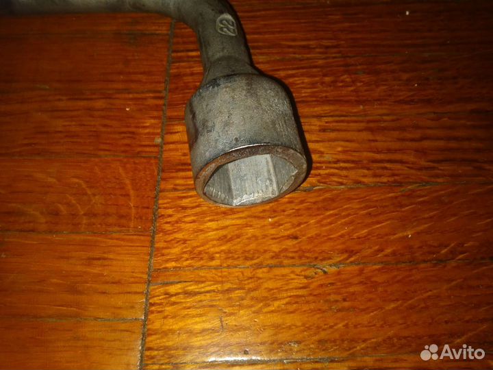 Балонный ключ 22