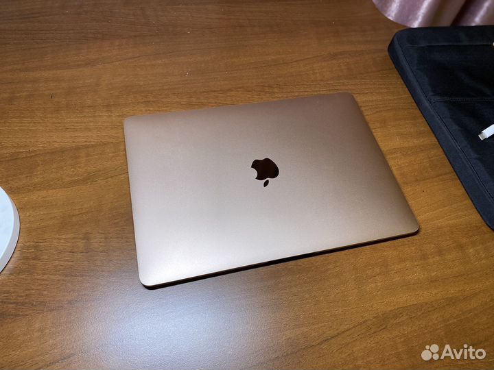 Apple macbook Air 13 retina 2019