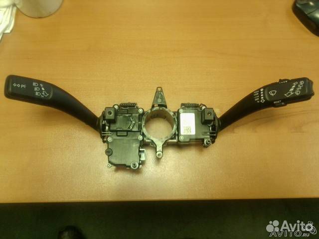 Подрулевой переключатель audi