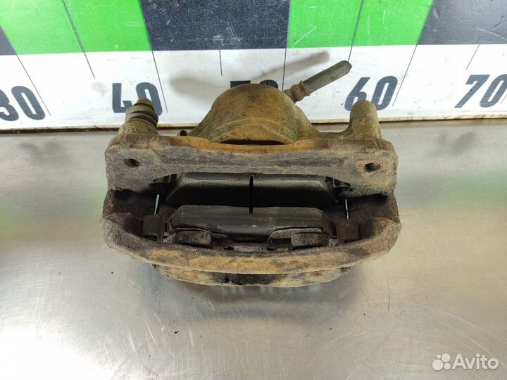 Суппорт передний правый Hyundai Accent 2000-2012