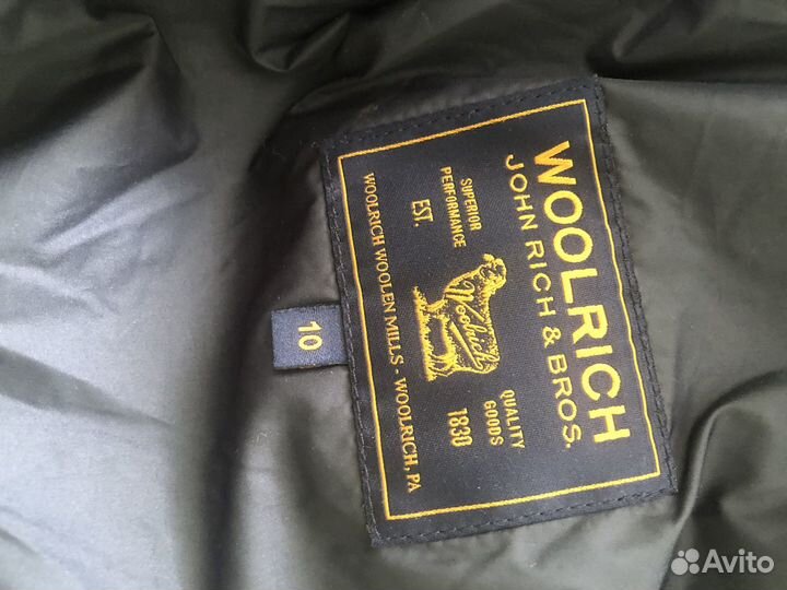 Пуховик на мальчика Woolrich новый