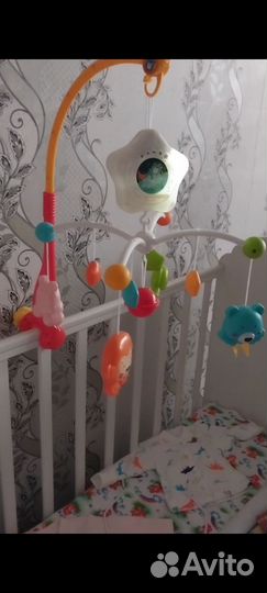 Мобиль на детскую кроватку