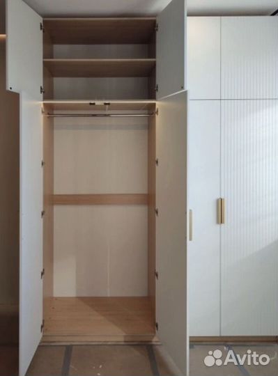 Шкаф на заказ классика