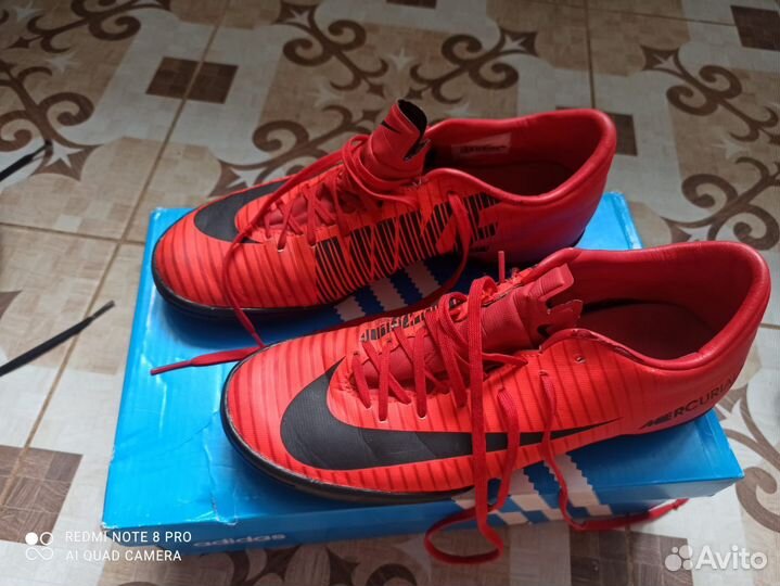 Футбольные Бутсы Nike mercurial