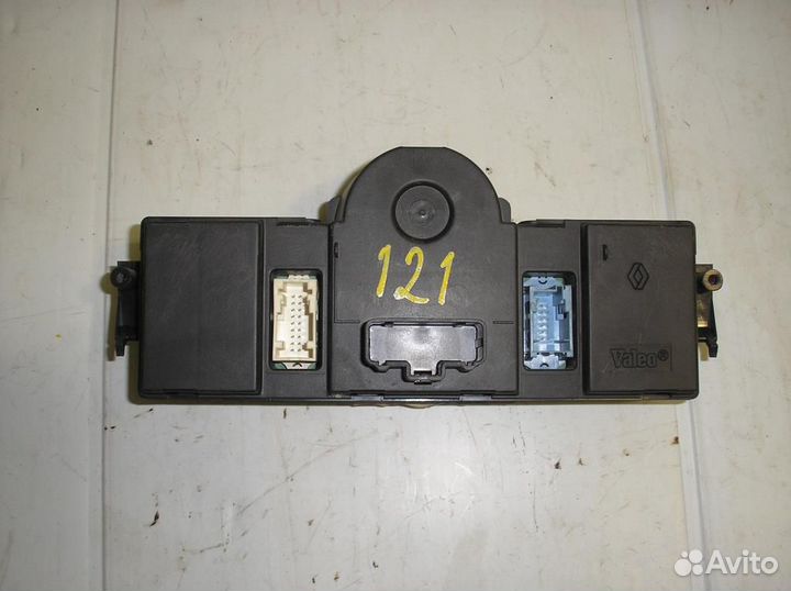 Панель управления отопителя Renault Megane 2 (LM0