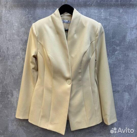 Пиджак женский