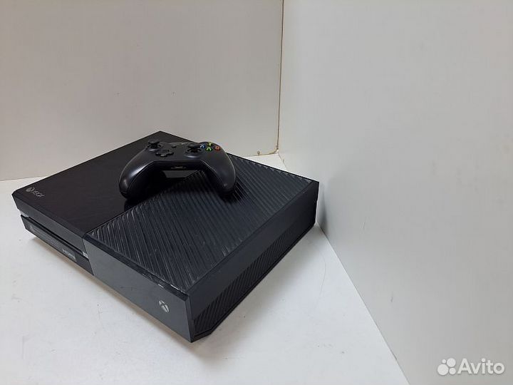 Игровые приставки Xbox One 500gb