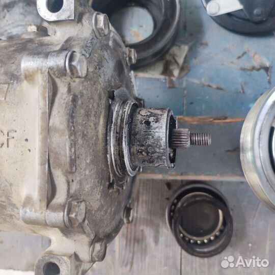 Компрессор кондиционера Nissan terrano 2015