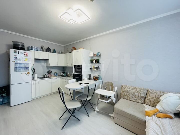 2-к. квартира, 54 м², 9/10 эт.