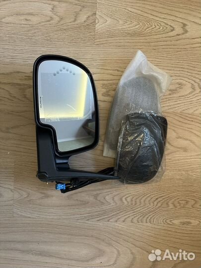 Зеркало левое chevrolet tahoe