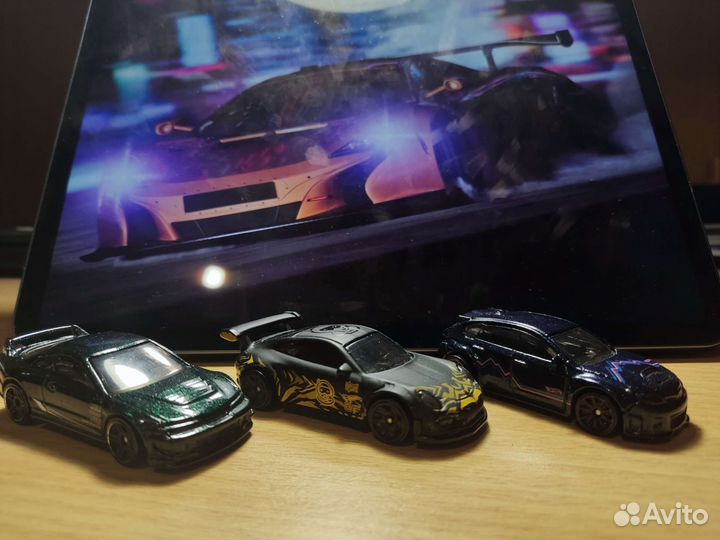Машинки hot wheels