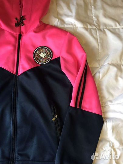 Спортивный костюм женский