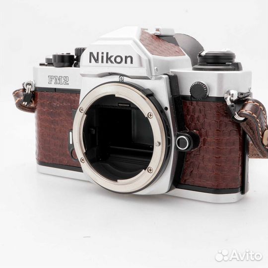 Nikon FM2n с объективом 35мм f/2.5