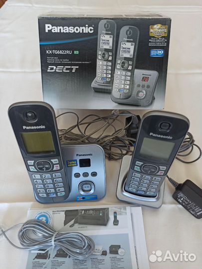 Радиотелефон Panasonic с двумя трубками