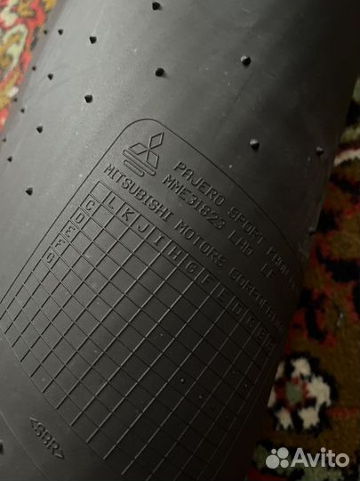 Оригинальные коврики салона mitsubishi pajero
