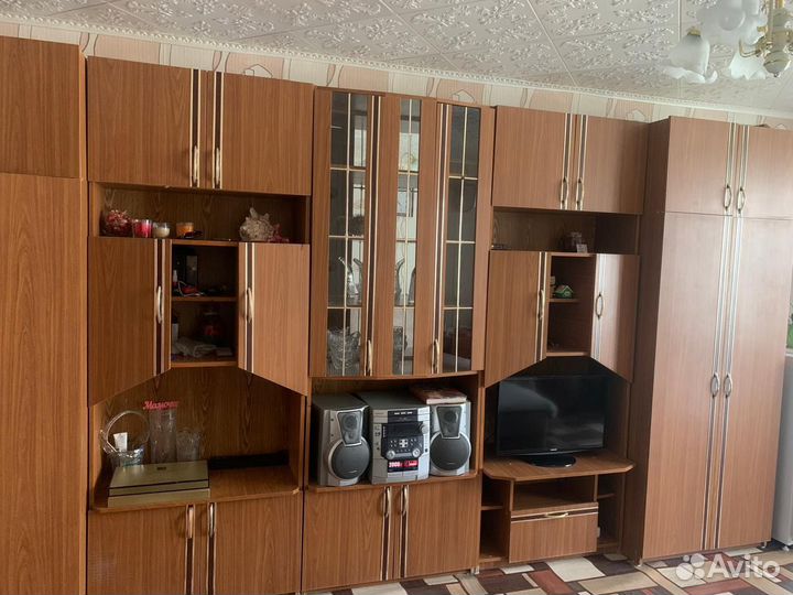 Стенка в гостиную со шкафом