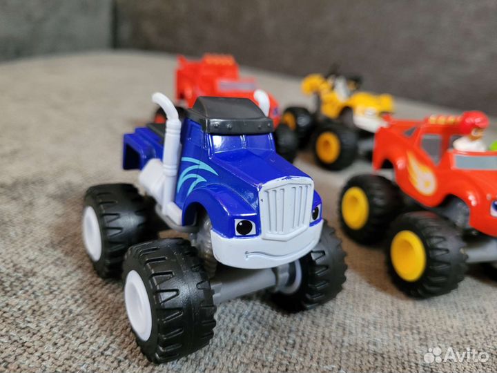 Вспыш и чудо машинки