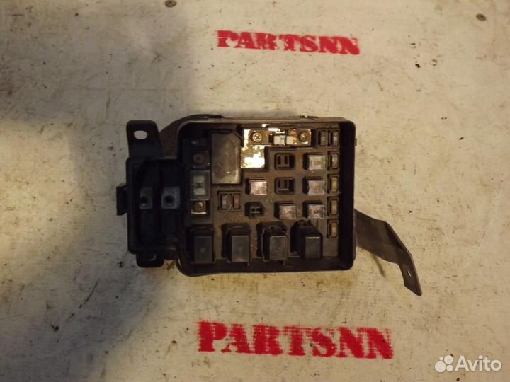 Блок предохранителей Хонда CR-V