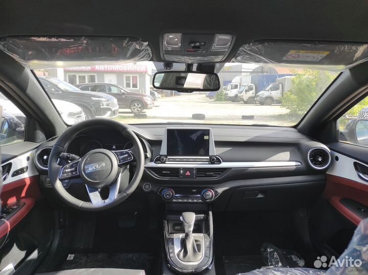 Kia Cerato 2.0 AT, 2023, 10 км