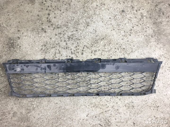 Решетка в передний бампер Ford Explorer