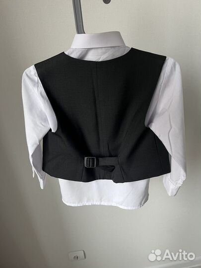 Костюм тройка для мальчика 98