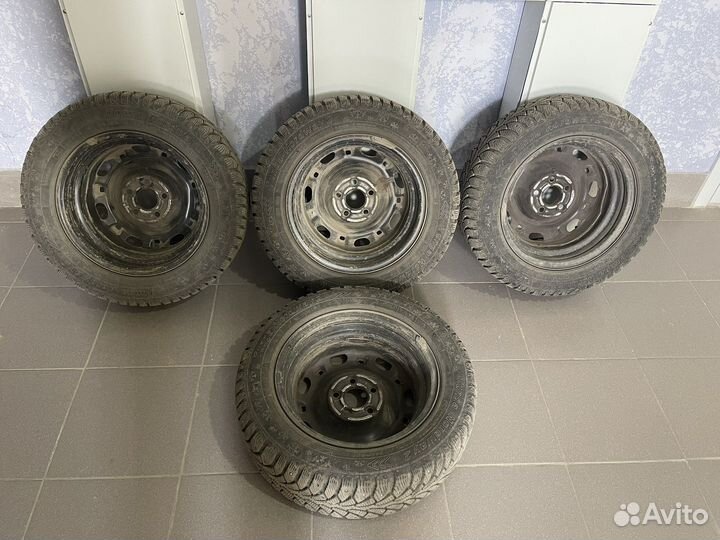 Колеса Фабия 1, с зимними шинами 185/60R14