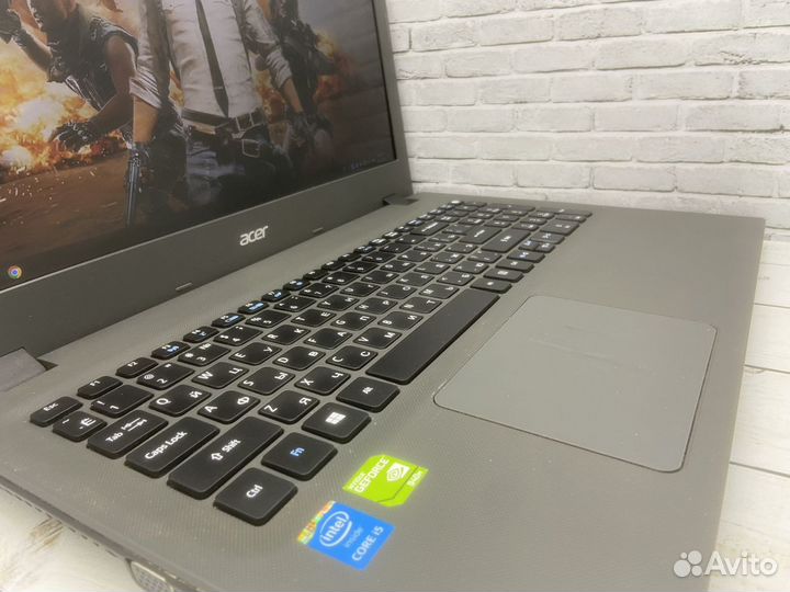 Игровой ноутбук Acer / 15.6 / i5-5 / 8Gb / 940M
