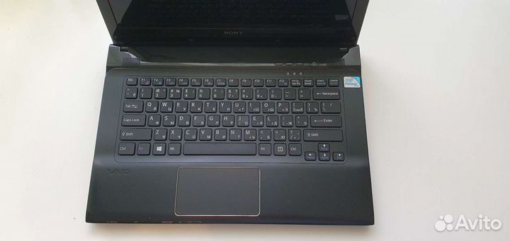 Sony vaio sve141 14