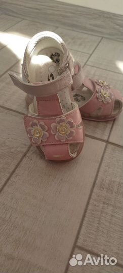 Обувь для девочки бесплатно