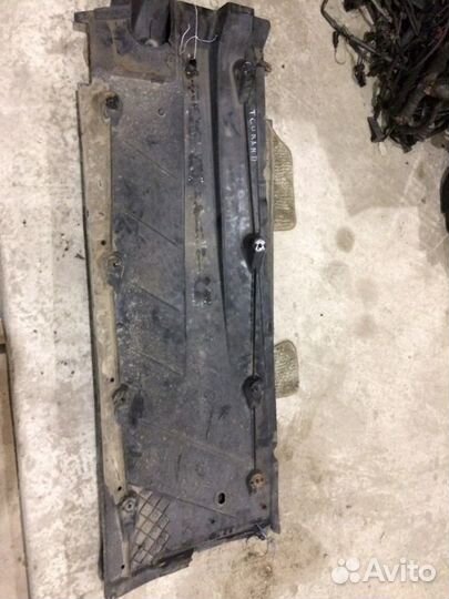 Фольксваген Туран Touran Защита днища 2006 год