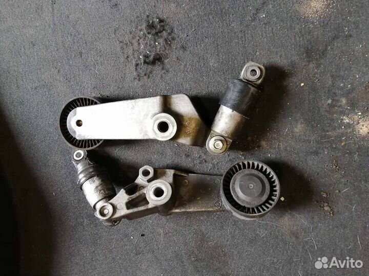 Натяжитель Ремня Тойота Авенсис 1.8 1ZZ