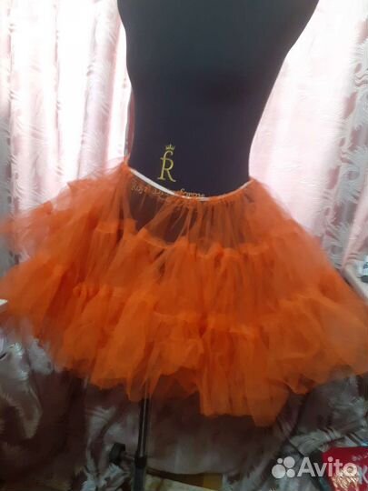 Подъюбник оранжевый