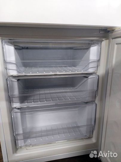 Холодильник samsung 1.7m