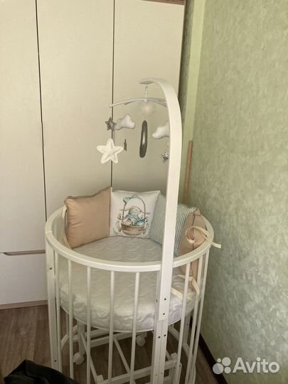 Детская кроватка