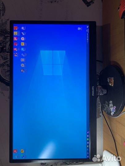 Монитор philips 23,6