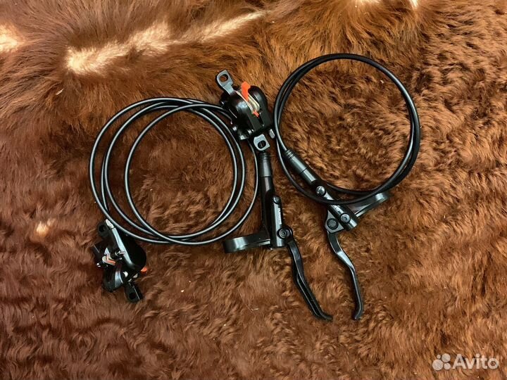 Комплект 2-поршневых тормозов Shimano MT 200