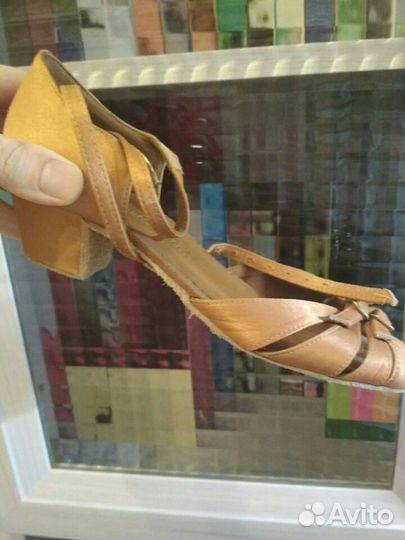 Танцевальные туфли