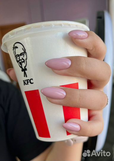 Маникюр на дому