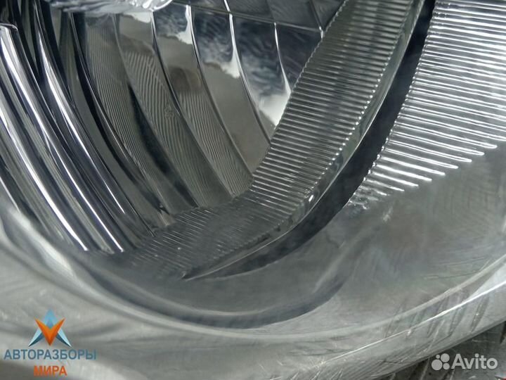 Фара левая Chevrolet Spark M300 2011