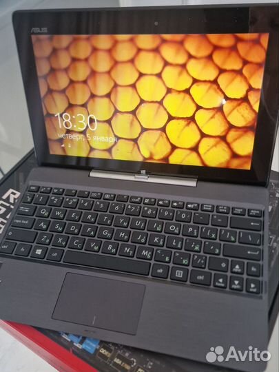 Asus T100TA планшет